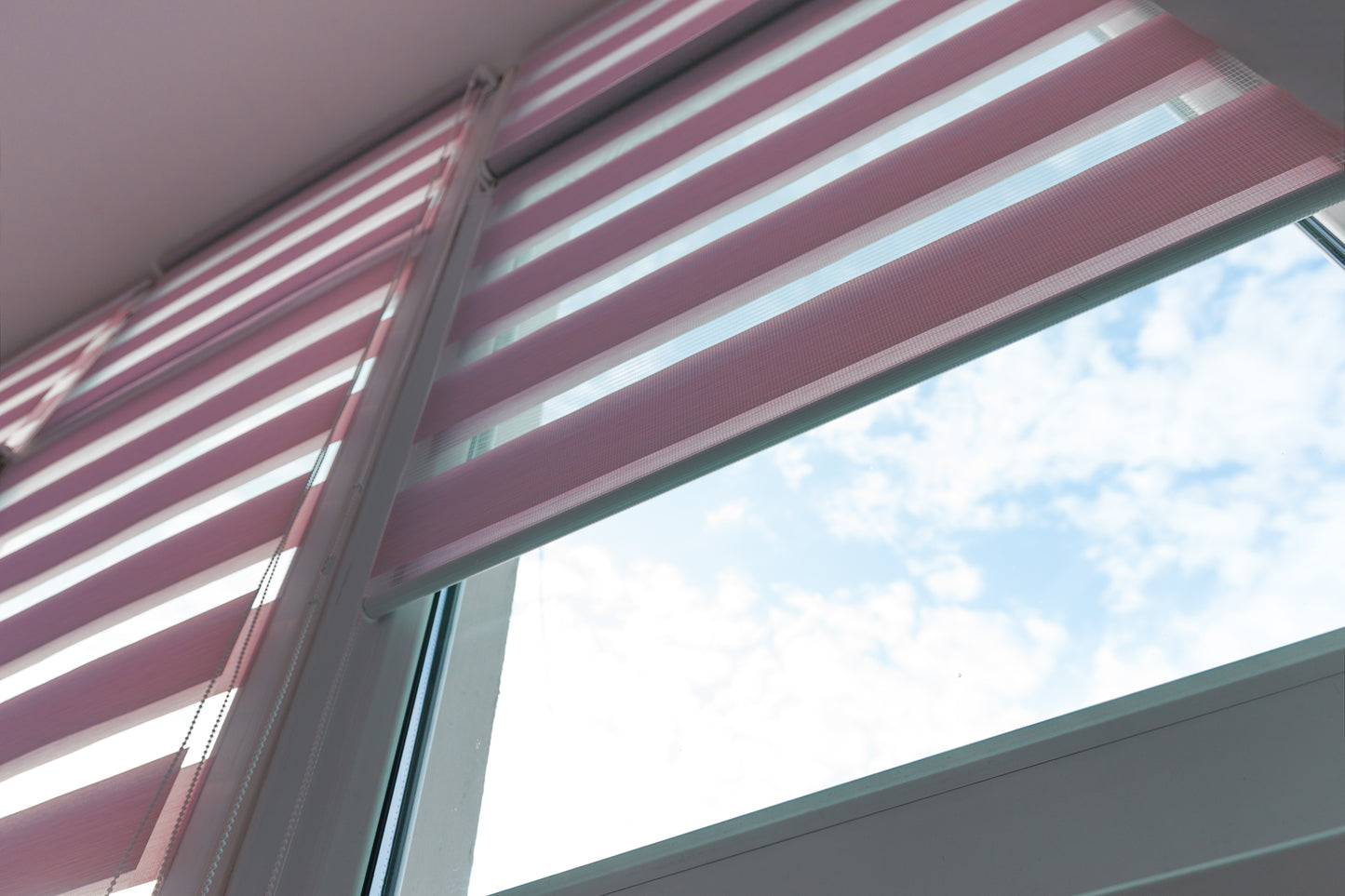 close-up-colored-fabric-roller-blinds-window-roll-curtains